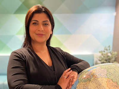 Lingu presenterer Samanehs reise for voksenopplæringssentre